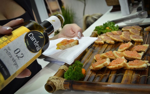 學(xué)校訂餐小程序有什么好處？如何快速搭建校園訂餐系統(tǒng)?