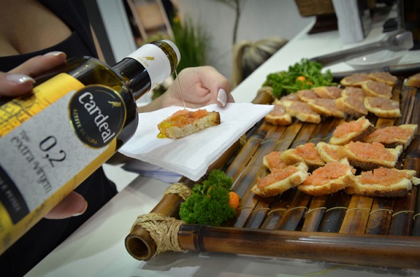 校園食堂線上餐飲平臺(tái)怎么搭建？